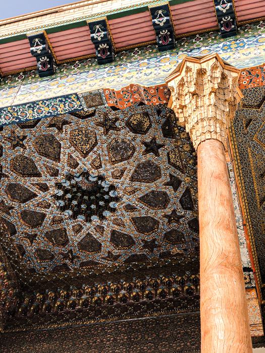 Uzbekistan — Food and Crafts