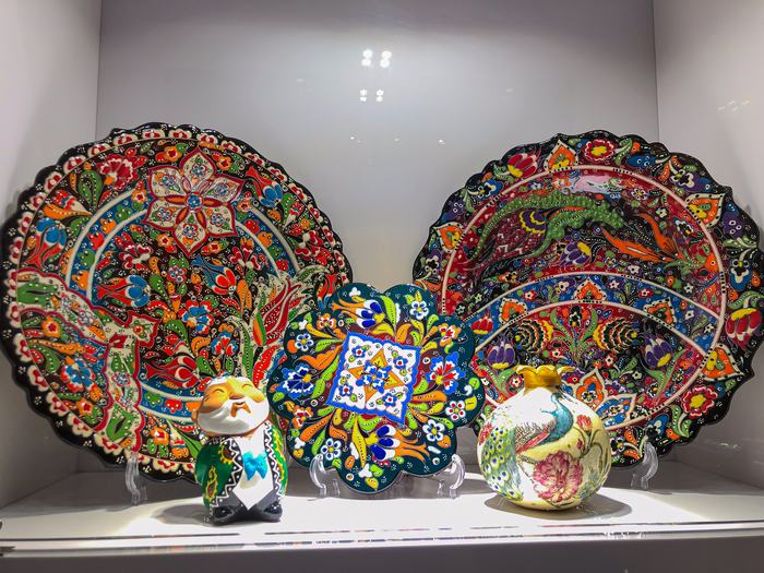 Uzbekistan — Food and Crafts