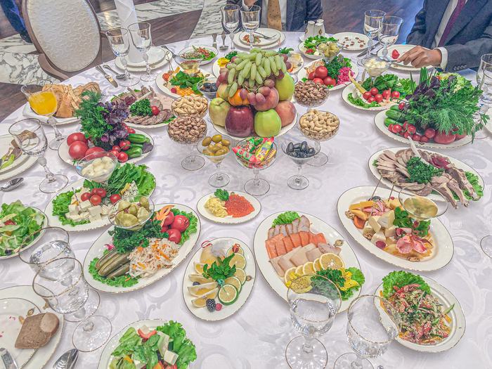 Uzbekistan — Food and Crafts